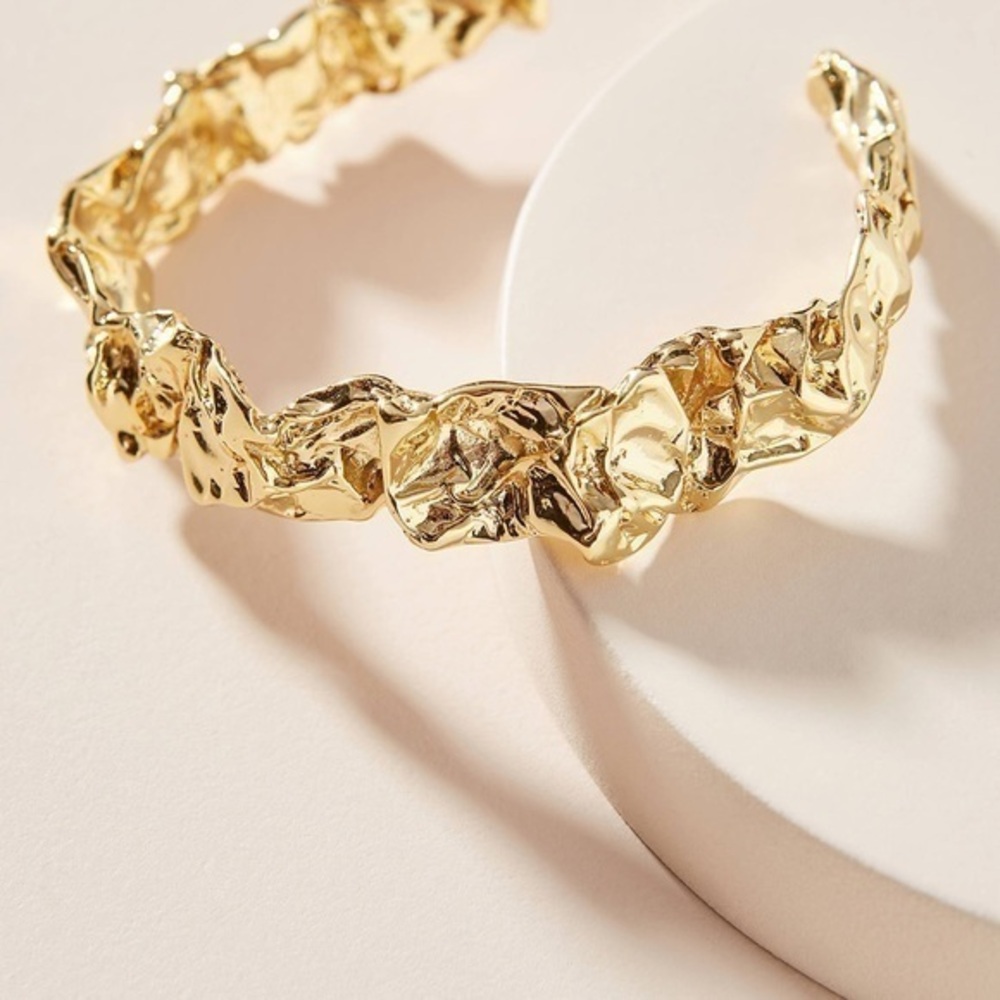 Amber Sceats chunky gold cuff